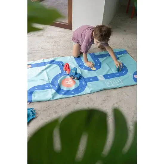 quut-quut-serviette-de-plage-road-140cm-x-70cm.webp