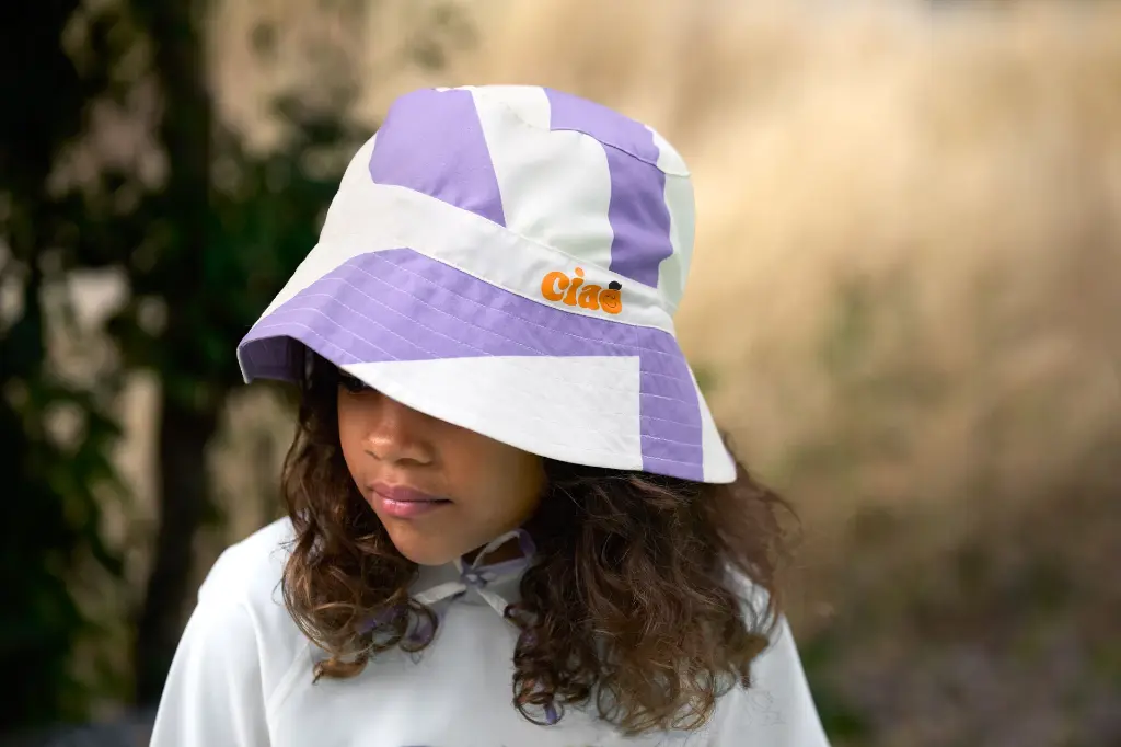 Bob Anti-UV Rayures Violet Blanc 48-51 (1-3 ans) Lassig 3.webp