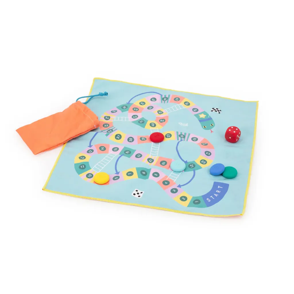 productshot_snakes-and-ladders.webp