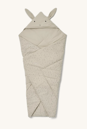 Daxton Wrap Blanket Sandy Liewood