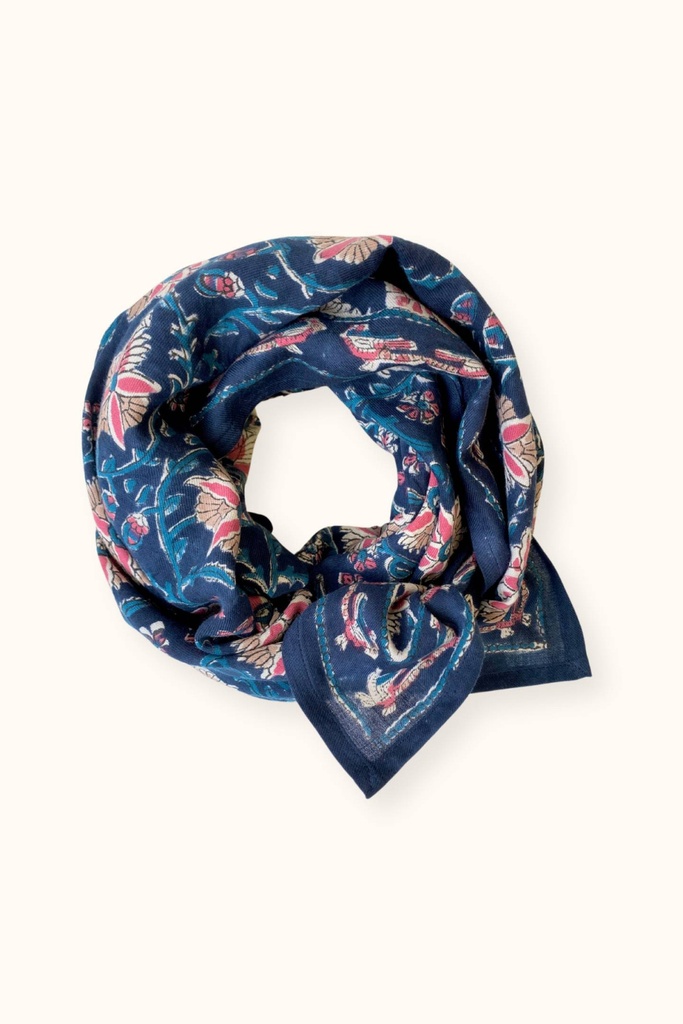 Big Foulard Latika Bird Céleste Apaches Collections