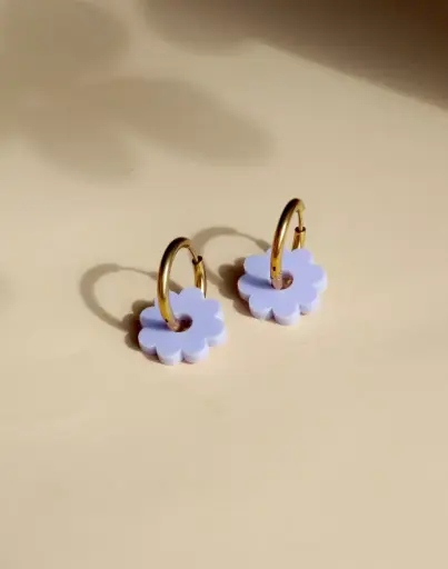 Boucles d'oreilles créoles Forever Summer Flower en lilas
