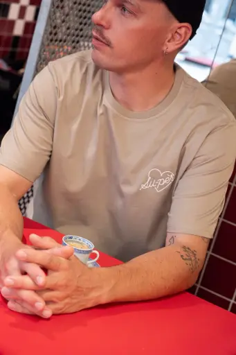 [TA-5718] T-shirt homme Su-Père beige Taille S Tajinebanane